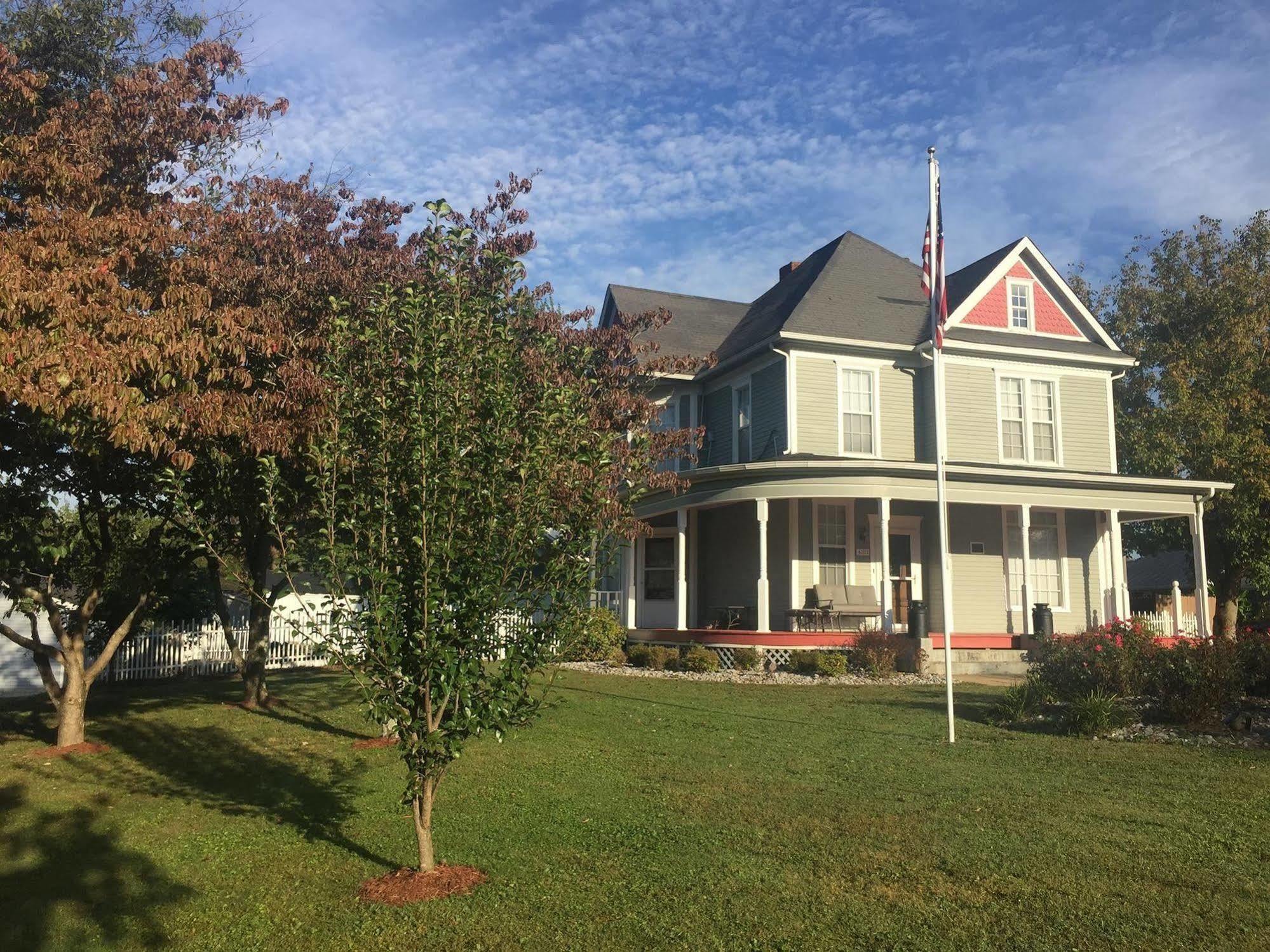 Hotel The Old Coe House Burkesville Exterior foto